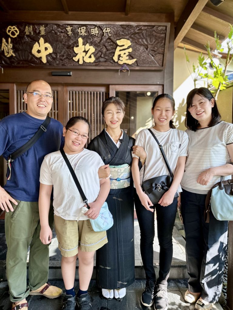 お姉ちゃんの夏休みの宿題は、版画‼️妹ちゃんは、大吉❤️ メインイメージ画像