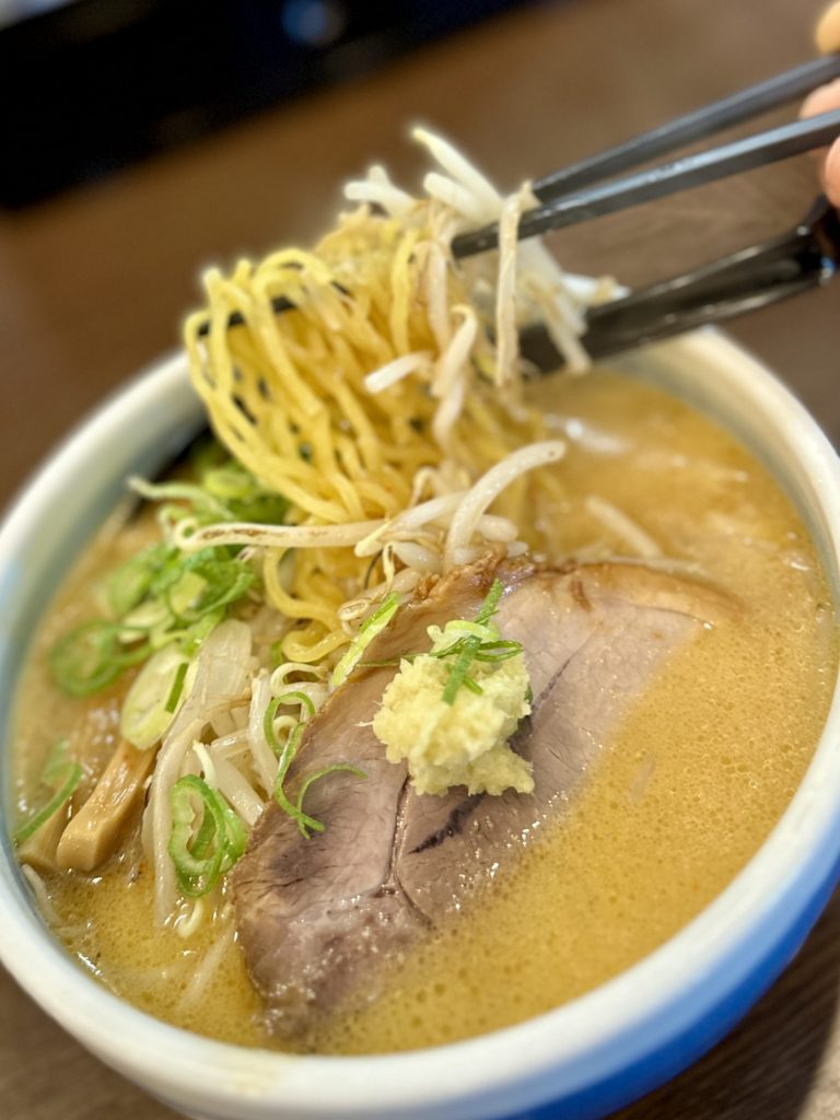 味噌ラーメン　暑いので💦夏バテ防止に塩分と発酵食品を メインイメージ画像