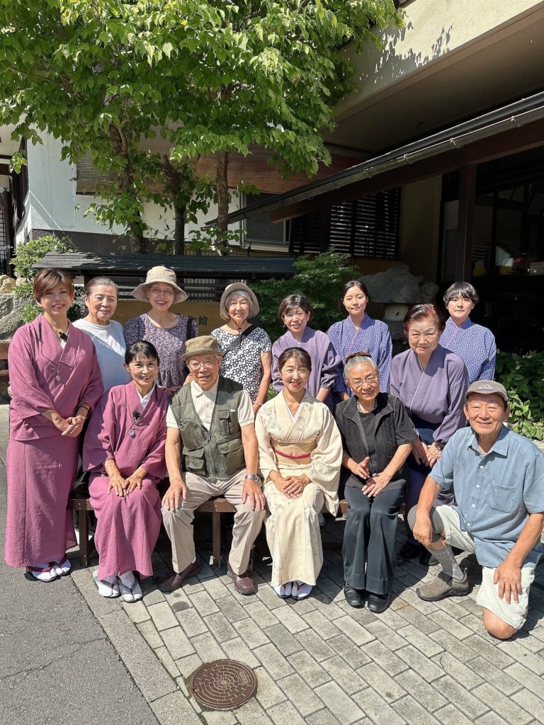 『ここは竜宮城だね❢』地域で大活躍✨１５年間市民合唱団で指揮していました🎵 メインイメージ画像