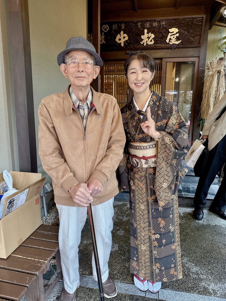 お父様若い‼️とても94歳に見えない。その若さの秘訣を聞いてみた‼️ メインイメージ画像