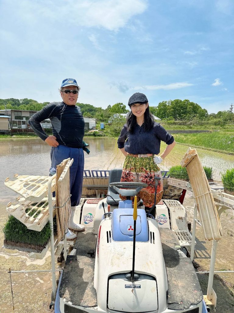 中松屋女将ちゃんが行く‼️～八重原田植え編～今年も頼んだよ❢だいらちゃん！！ メインイメージ画像