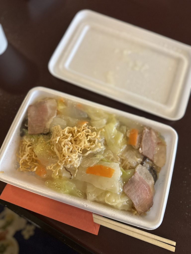 てな訳で あんかけ焼きそば テイクアウトしていただきました‼️ メインイメージ画像