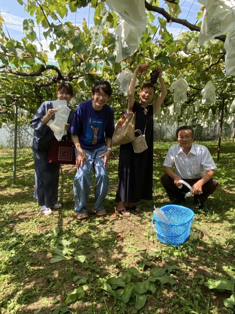 ブドウ狩り❣シーズン突入です❣~東御市 関観光農園~ メインイメージ画像