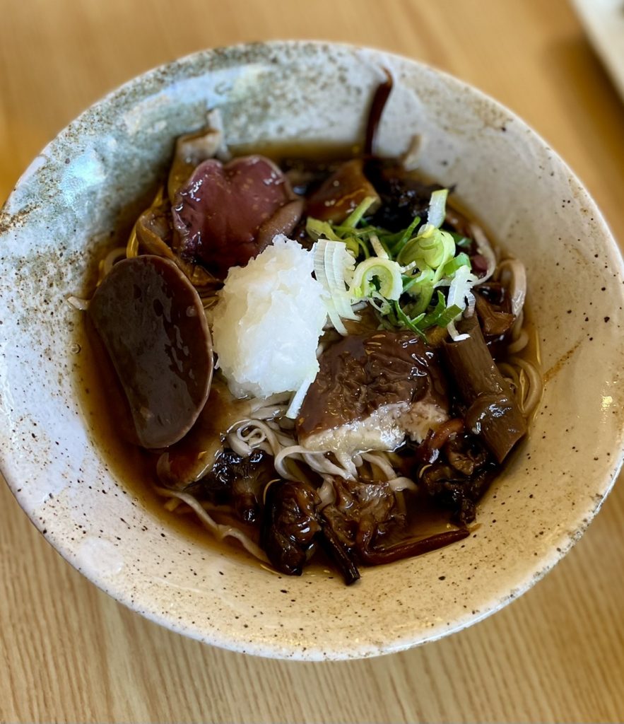 きのこ名人の絶品天然きのこ蕎麦‼️たきざわ　 メインイメージ画像