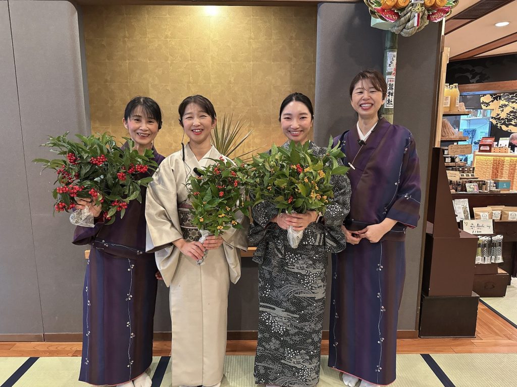 丸子農産物直売センター あさつゆ  行って来ました‼️しめ縄を買いに〜 メインイメージ画像