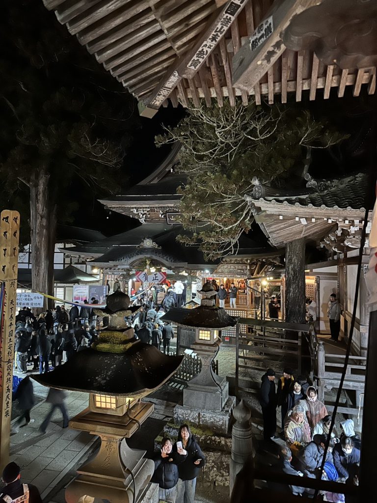 新年あけましておめでとうございます。今年も馬(うま)くいく！ メインイメージ画像