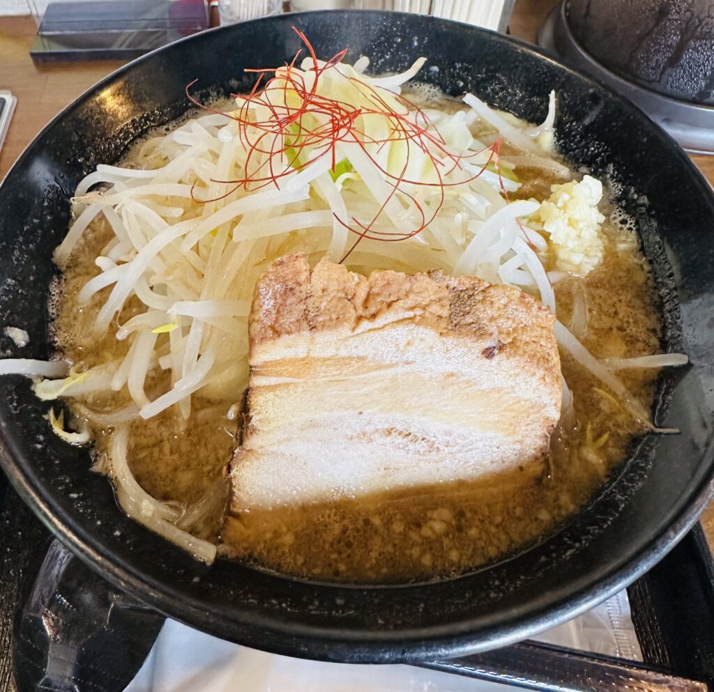 自家製麺」麺賊 喜三郎 上田店　女将ちゃん　こってり頂いちゃいました‼️ メインイメージ画像