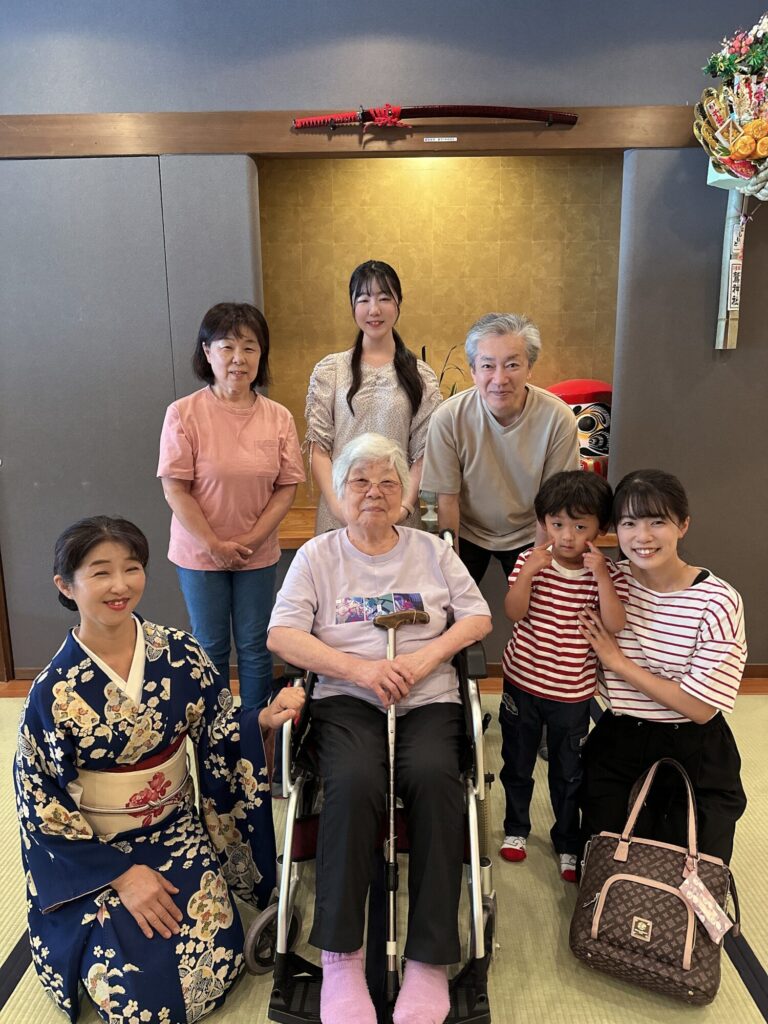 カメラマンかえで君❤️おばあちゃま　待ってましたー メインイメージ画像